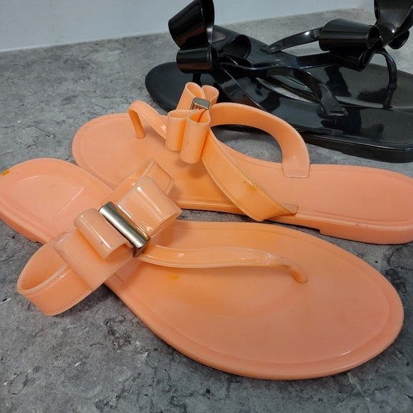 Silicone Flip Flop with Bow - Picture 10 of 10